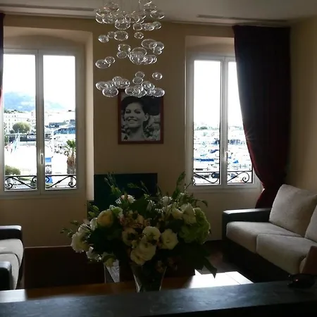 Apartman Residences Cresci *