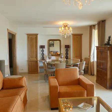 Apartman Residences Cresci *