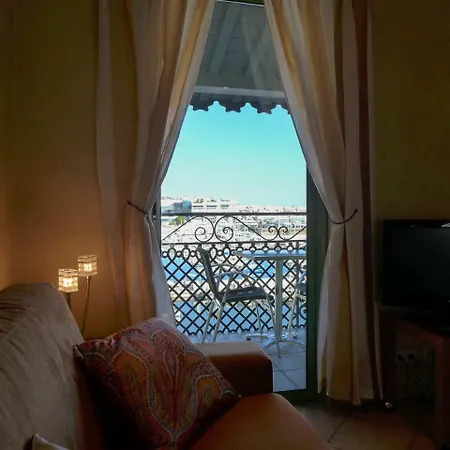 Residences Cresci Apartman